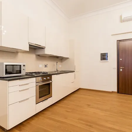 Dolce Vita Via Veneto Apartamento *